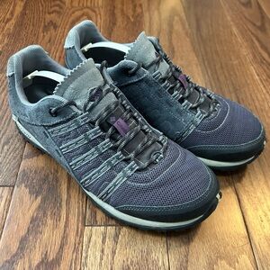 Columbia Yama II OutDry Hiking Shoe Grey Purple Waterproof Size 8.5